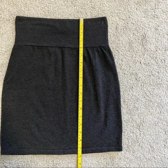 Aritzia Talula Dark Grey High Waist Bodycon Mini Skirt - Picture 8 of 9